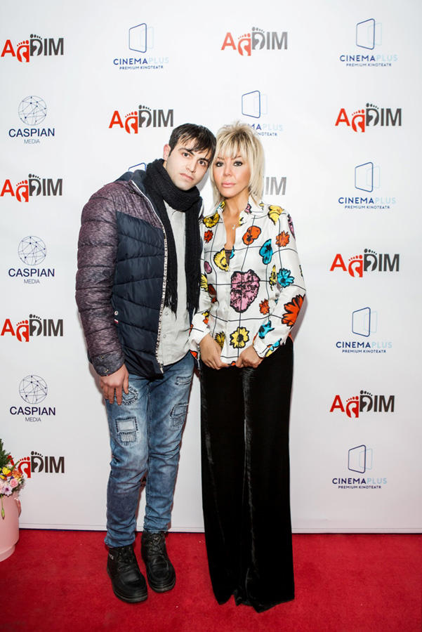 Ургант и Светлаков рассмешили Бриллиант Дадашеву (ФОТО)