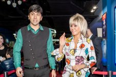 Ургант и Светлаков рассмешили Бриллиант Дадашеву (ФОТО)