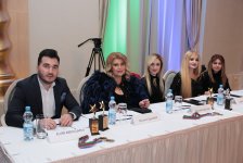 В Баку прошел вечер моды, посвященный Новому году (ФОТО)