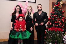 В Баку прошел вечер моды, посвященный Новому году (ФОТО)