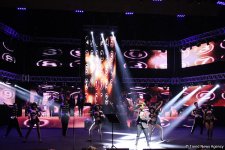 45-летний фейерверк эмоций Фаига Агаева в праздничном вечере F.A Made in Azerbaijan (ФОТО)