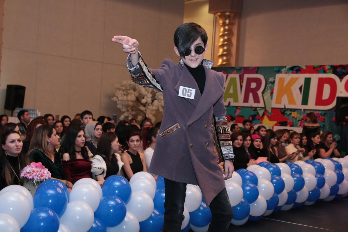 В Баку прошел вечер моды, посвященный Новому году (ФОТО)