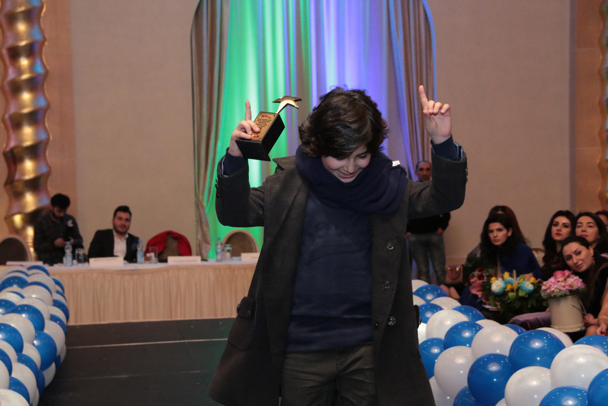 В Баку прошел вечер моды, посвященный Новому году (ФОТО)