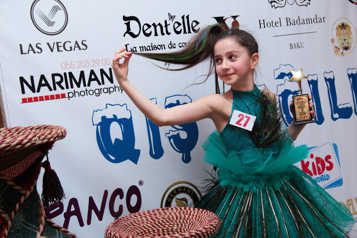 В Баку прошел вечер моды, посвященный Новому году (ФОТО)