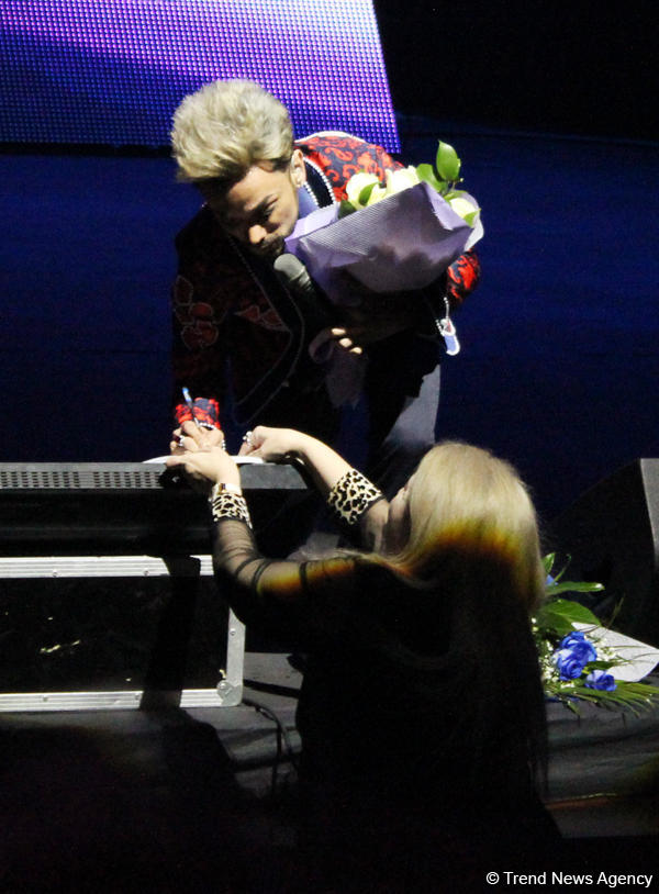 45-летний фейерверк эмоций Фаига Агаева в праздничном вечере F.A Made in Azerbaijan (ФОТО)