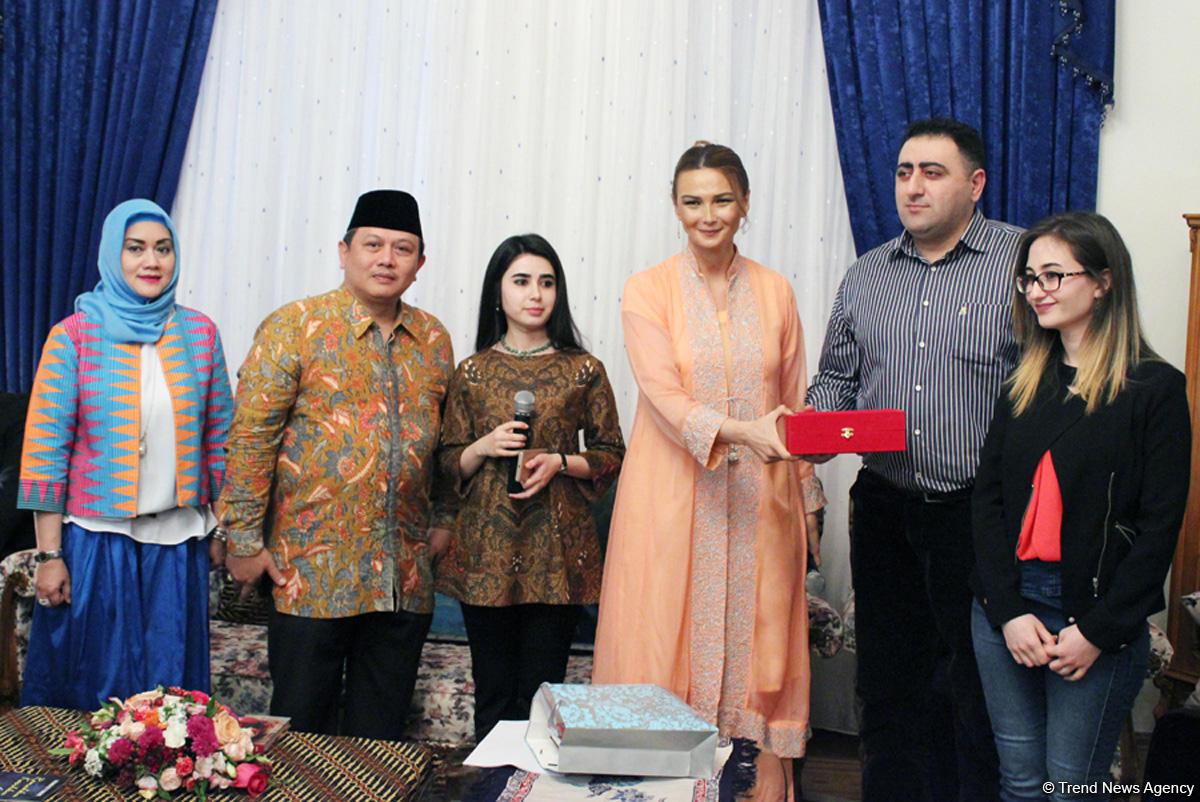 Вечер дружбы Азербайджан-Индонезия: национальные блюда, музыка, подарки (ФОТО)
