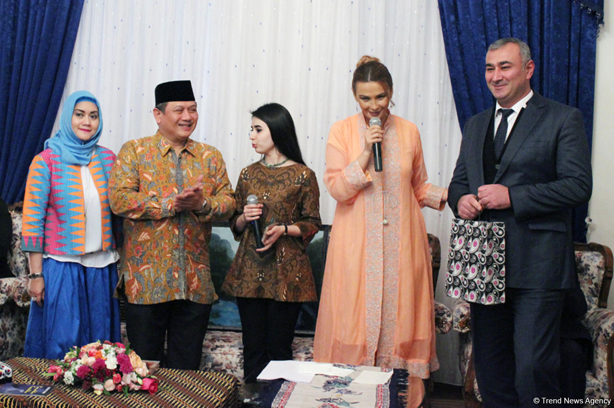 Вечер дружбы Азербайджан-Индонезия: национальные блюда, музыка, подарки (ФОТО)