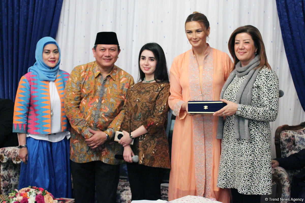 Вечер дружбы Азербайджан-Индонезия: национальные блюда, музыка, подарки (ФОТО)