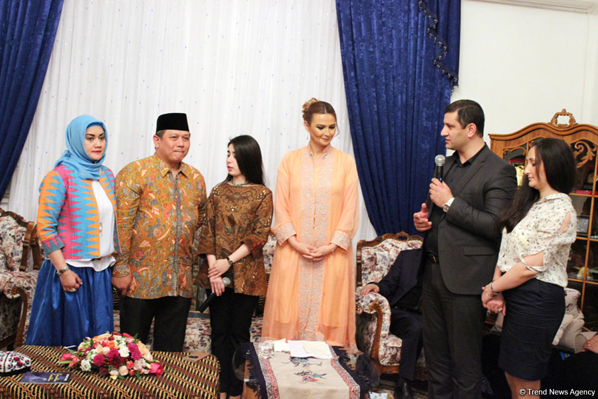 Вечер дружбы Азербайджан-Индонезия: национальные блюда, музыка, подарки (ФОТО)