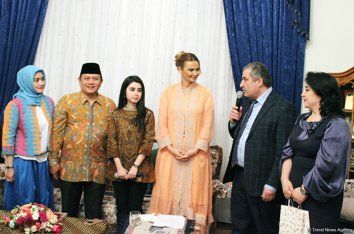 Вечер дружбы Азербайджан-Индонезия: национальные блюда, музыка, подарки (ФОТО)