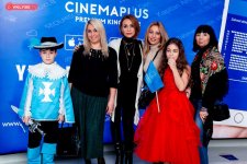 Праздничный карнавал-маскарад в CinemaPlus (ВИДЕО, ФОТО)