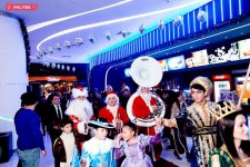 Праздничный карнавал-маскарад в CinemaPlus (ВИДЕО, ФОТО)