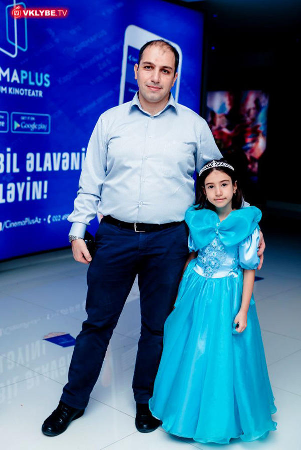 Праздничный карнавал-маскарад в CinemaPlus (ВИДЕО, ФОТО)