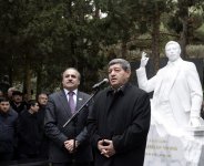 В Баку состоялось открытие памятника Зелимхану Ягубу (ФОТО)