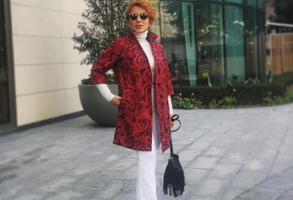 Новогодняя ярмарка "Зимняя крепость" в Баку, или Кто поедет в Стамбул? (ФОТО)