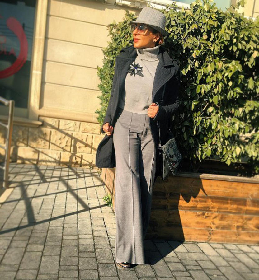 Новогодняя ярмарка "Зимняя крепость" в Баку, или Кто поедет в Стамбул? (ФОТО)