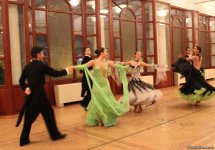 Дамы и кавалеры не вальсировали, а парили… Звездный юбилей в Баку (ФОТО)