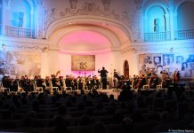 Дамы и кавалеры не вальсировали, а парили… Звездный юбилей в Баку (ФОТО)