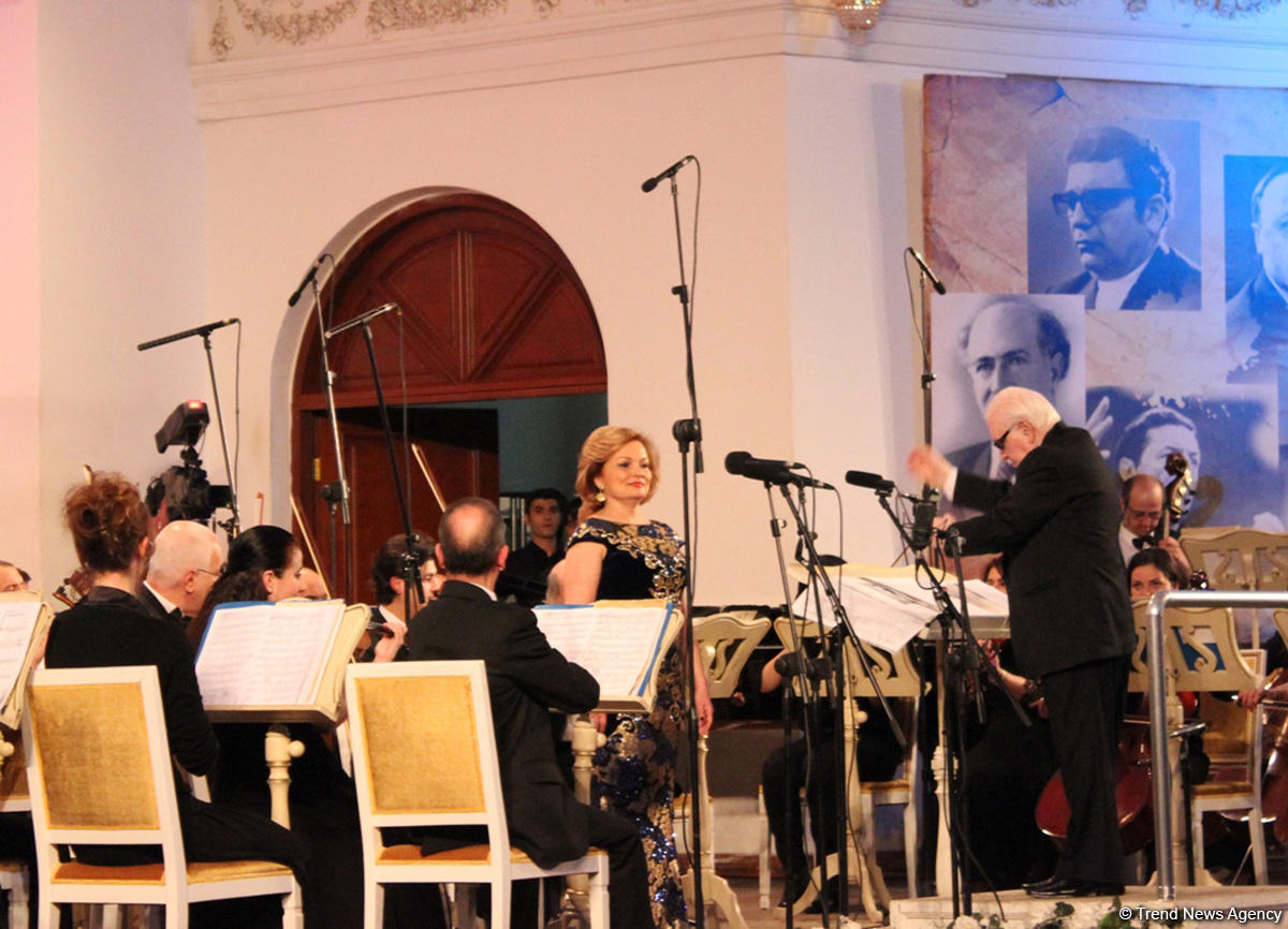 Дамы и кавалеры не вальсировали, а парили… Звездный юбилей в Баку (ФОТО)