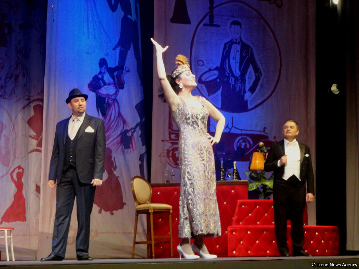 Любовь и интриги в азербайджанском театре (ФОТО)