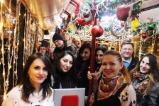 В Баку появился креативный молодежный автобус (ФОТО)