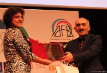 Лучшие фотографы Азербайджана получили награды (ФОТО)