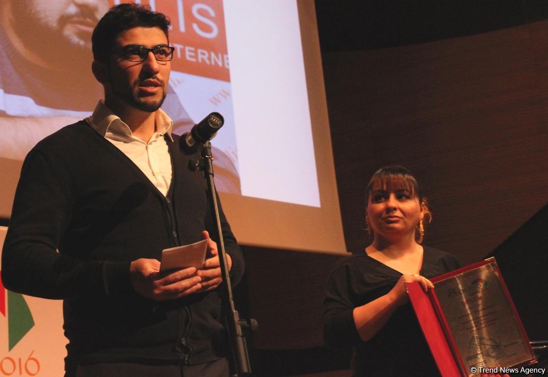 Лучшие фотографы Азербайджана получили награды (ФОТО)