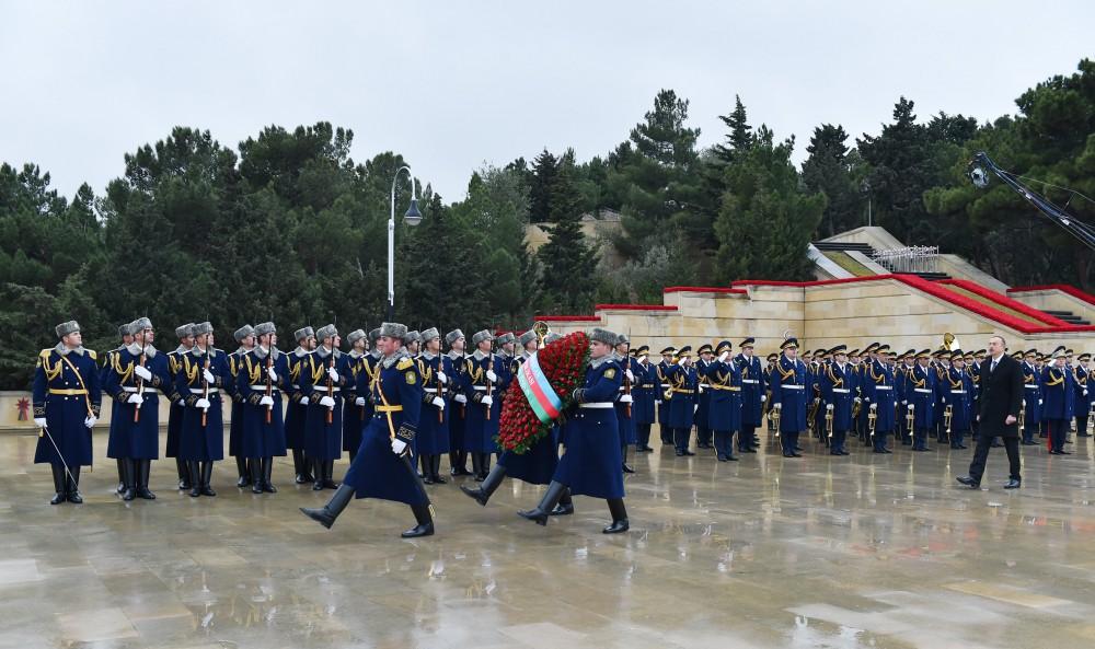 Президент Азербайджана почтил светлую память шехидов (ФОТО)