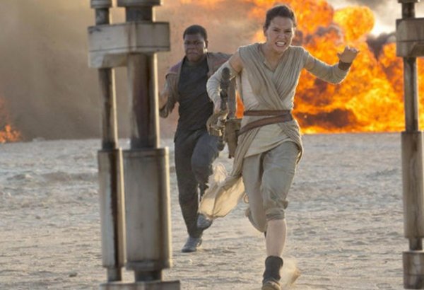 Восьмая часть "Звездных войн" получила название "Последний джедай"