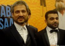 Дедушка Махмуд рассмешил азербайджанских звезд (ФОТО)