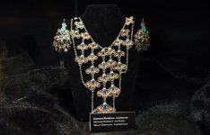 Выставка ювелирных изделий в Баку (ФОТО)