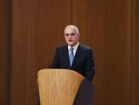 Президент Ильхам Алиев принял участие в конференции в рамках Госпрограммы социально-экономического развития регионов Азербайджана  (ФОТО)