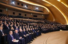 Президент Ильхам Алиев принял участие в конференции в рамках Госпрограммы социально-экономического развития регионов Азербайджана  (ФОТО)