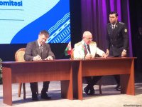 Госкомтаможня Азербайджана подписала соглашения с рядом стран (ФОТО)