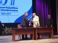 Госкомтаможня Азербайджана подписала соглашения с рядом стран (ФОТО)