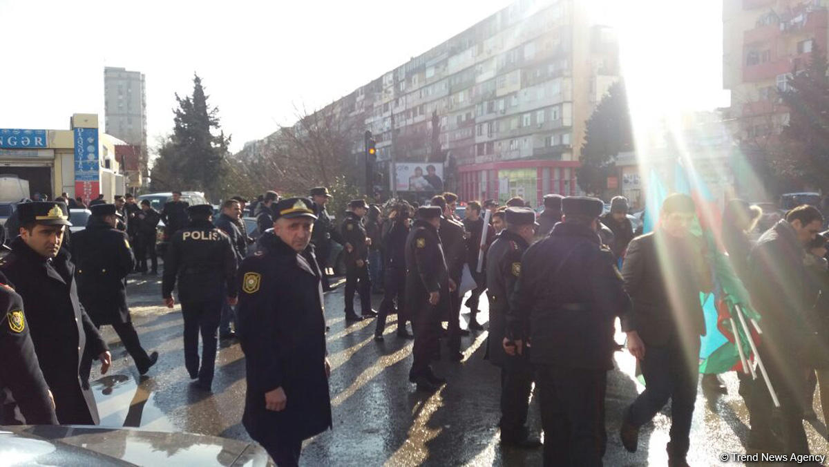 В Баку молодежь протестует против подстрекательской политики партии "Мусават" (ФОТО)