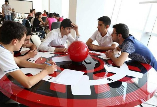 Интеллектуальные игры привлекают учеников младших классов – Фаиг Гусейнов