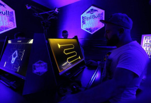 Новая приключенческая визуальная игра в Баку (ФОТО)