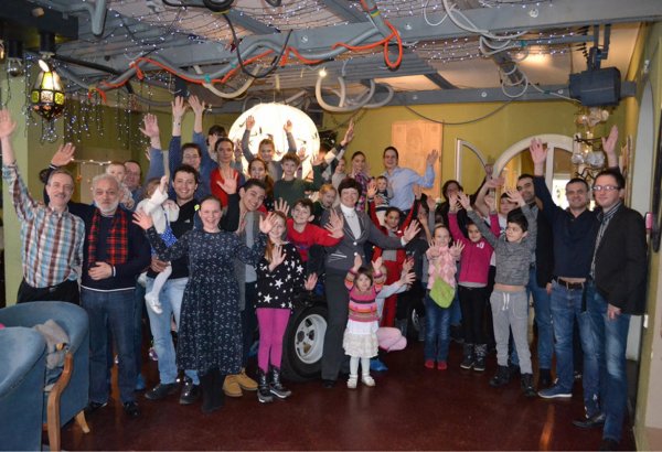 Маленькие россияне впитывают азербайджанскую культуру сердцем (ФОТО)