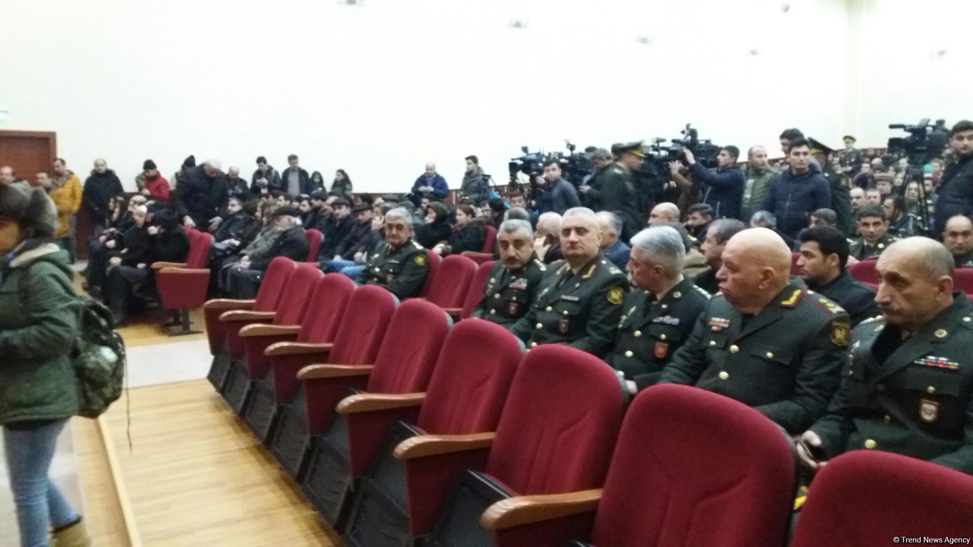 В Баку прощаются с шехидом Чингизом Гурбановым (ФОТО)