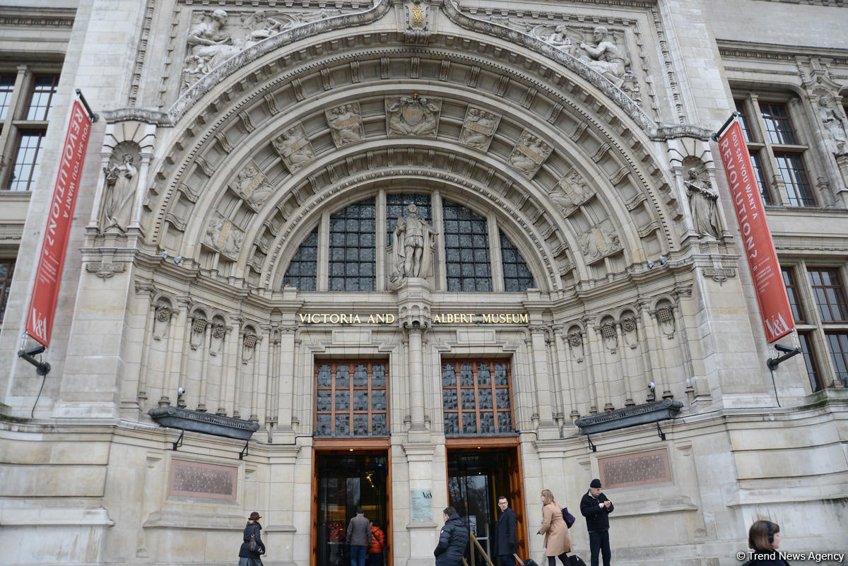 Путешествие в Лондон: Музей Виктории и Альберта и азербайджанский ковер "Шейх Сафи" (ФОТО, часть 1)