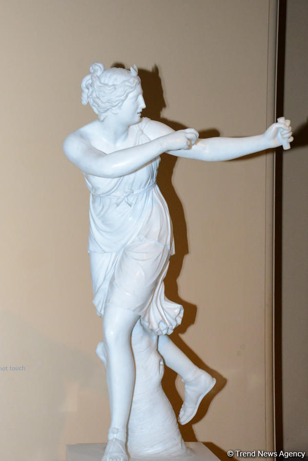 Путешествие в Лондон: Музей Виктории и Альберта и азербайджанский ковер "Шейх Сафи" (ФОТО, часть 1)