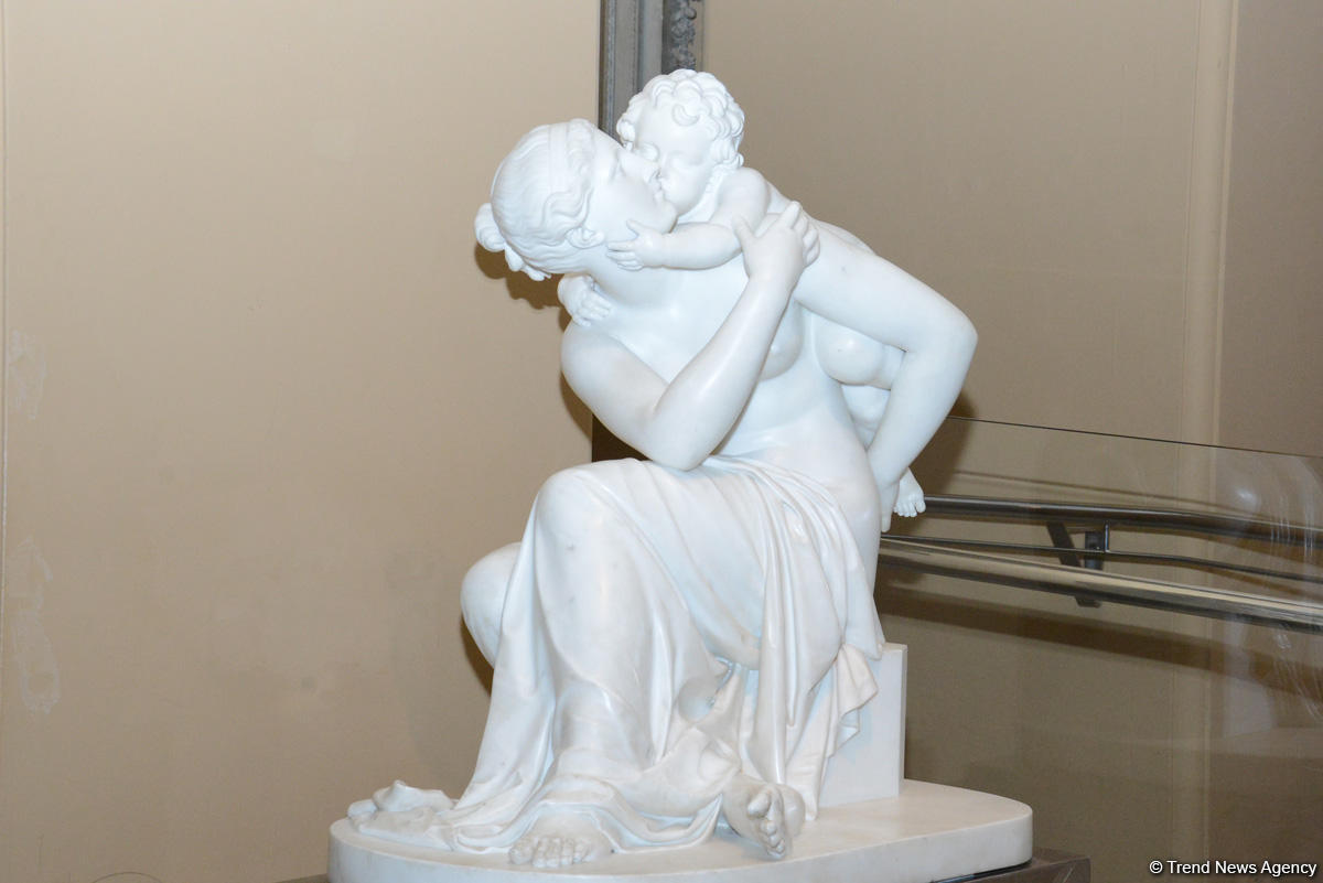 Путешествие в Лондон: Музей Виктории и Альберта и азербайджанский ковер "Шейх Сафи" (ФОТО, часть 1)