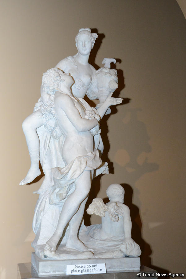 Путешествие в Лондон: Музей Виктории и Альберта и азербайджанский ковер "Шейх Сафи" (ФОТО, часть 1)