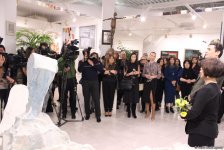 В Баку открылась оригинальная выставка Ирины Эльдаровой "Мужчина как Бренд" (ФОТО)