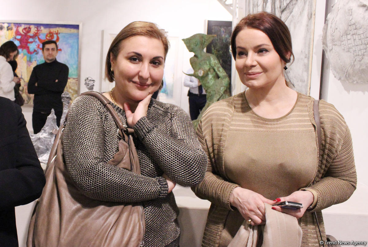 В Баку открылась оригинальная выставка Ирины Эльдаровой "Мужчина как Бренд" (ФОТО)