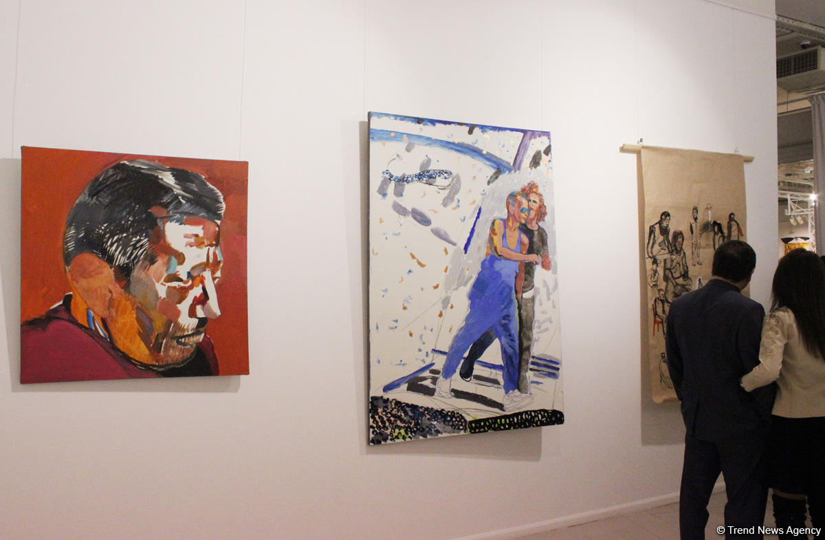 В Баку открылась оригинальная выставка Ирины Эльдаровой "Мужчина как Бренд" (ФОТО)