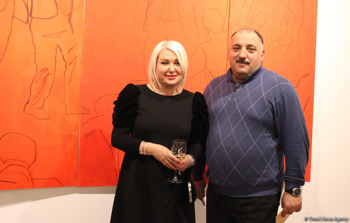 В Баку открылась оригинальная выставка Ирины Эльдаровой "Мужчина как Бренд" (ФОТО)