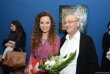 В Баку открылась выставка Милены Набиевой "Minabi - Узоры Мироздания": буйство красок, чувств и восприятия (ФОТО)