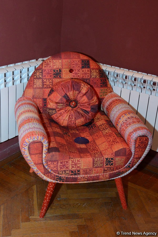 В Баку открылась выставка Милены Набиевой "Minabi - Узоры Мироздания": буйство красок, чувств и восприятия (ФОТО)